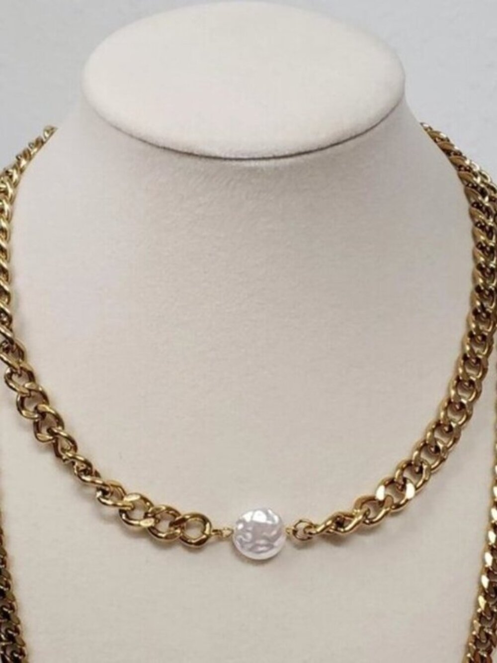 Stainless Steel Gold-Plated Necklace with Authentic Louis Vuitton Padlock - Picture 7 of 14